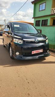 Toyota Voxy 2011 Black for sale