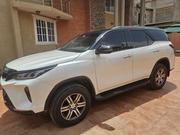Toyota Fortuner 2.7 AWD 2021 White for sale