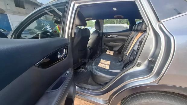 Nissan Qashqai 2018 Gray