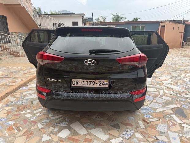 Hyundai Tucson 2017 Black