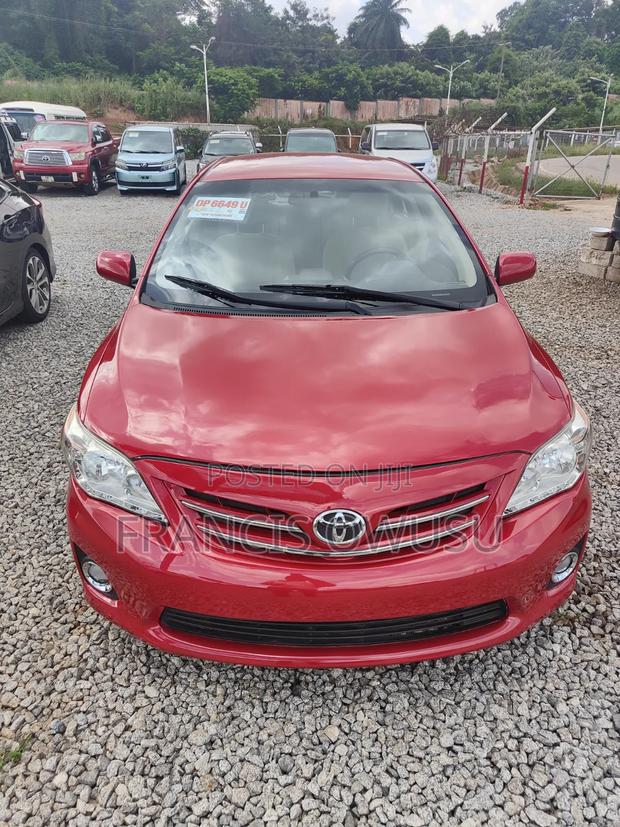 Toyota Corolla LE Special Edition 4dr Sedan (1.8L 4cyl 4A) 2013 Red