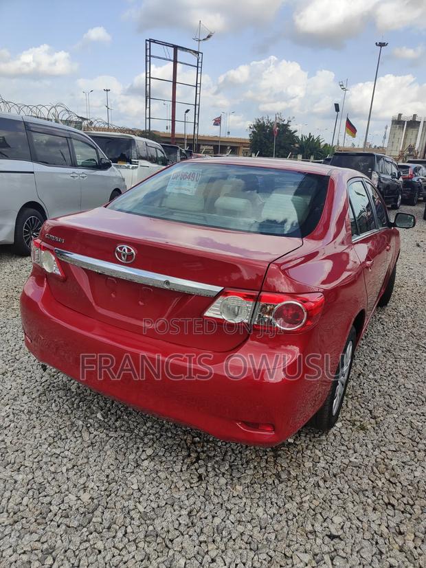 Toyota Corolla LE Special Edition 4dr Sedan (1.8L 4cyl 4A) 2013 Red