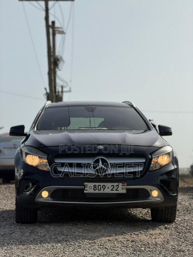 Mercedes-Benz GLA 250 2017 Black