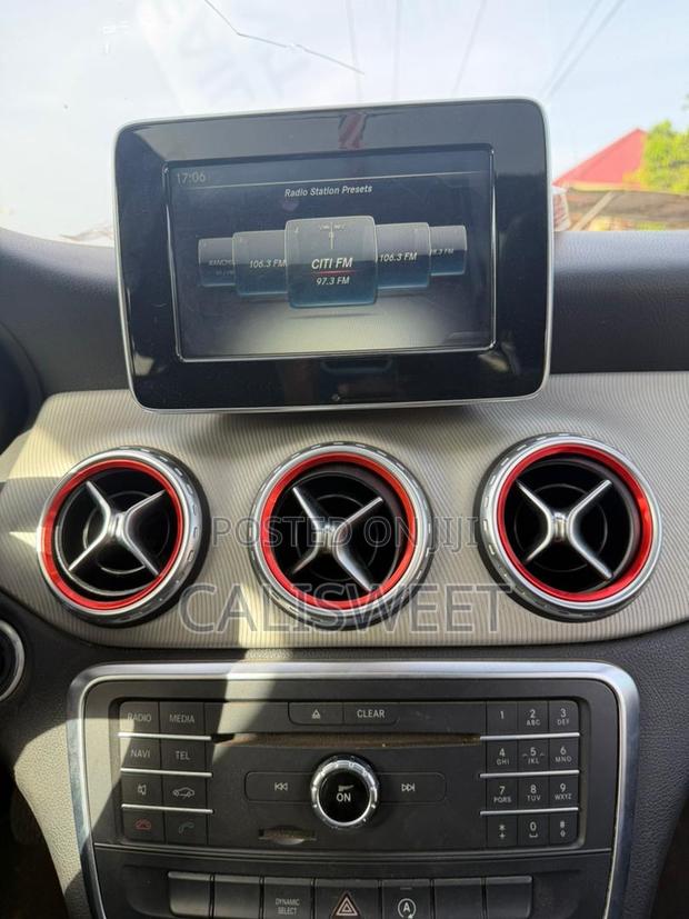 Mercedes-Benz GLA 250 2017 Black