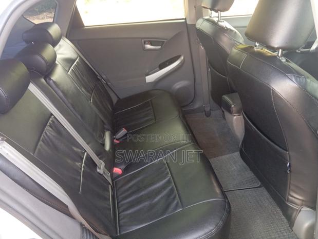 Toyota Prius 2011 Silver
