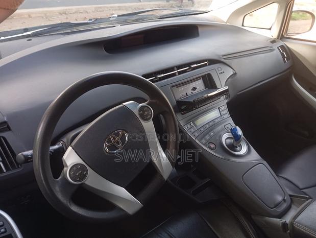 Toyota Prius 2011 Silver