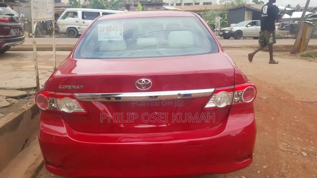 Toyota Corolla LE Special Edition 4dr Sedan (1.8L 4cyl 4A) 2013 Red