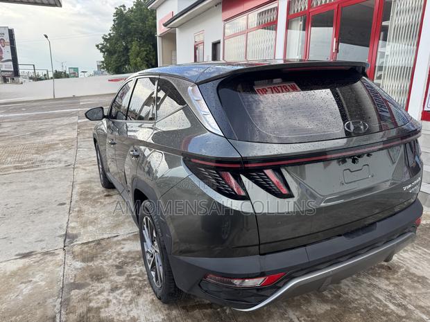Hyundai Tucson SEL 2024 Green