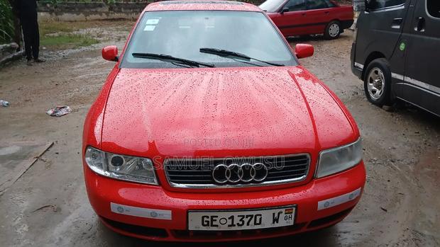Audi A4 1.8 1999 Maroon