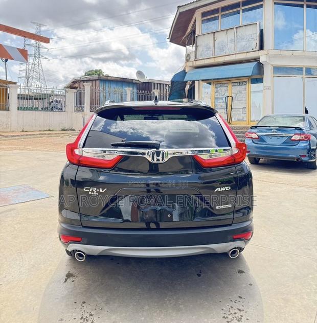 Honda CR-V Touring AWD 2019 Green