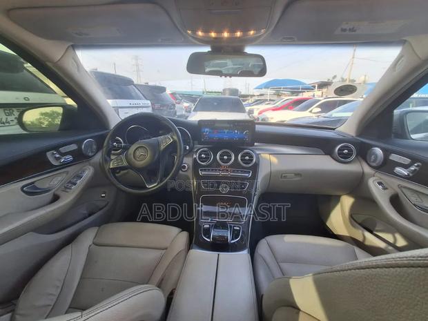 Mercedes-Benz C300 Luxury 4dr AWD 4Matic Sedan (2.0L 4cyl 7A) 2015