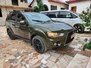 Mitsubishi Outlander 2017 Green for sale