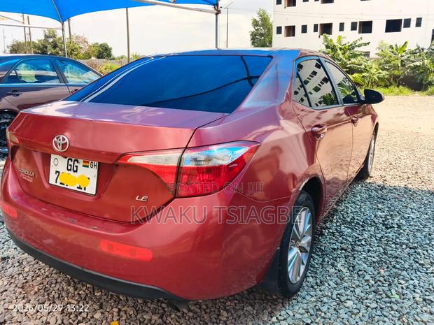 Toyota Corolla LE Eco 4dr Sedan (1.8L 4cyl CVT) 2015 Maroon