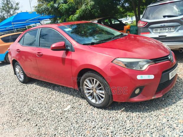Toyota Corolla LE Eco 4dr Sedan (1.8L 4cyl CVT) 2015 Maroon