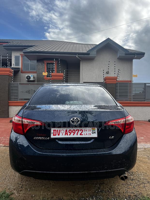 Toyota Corolla 2018 Blue