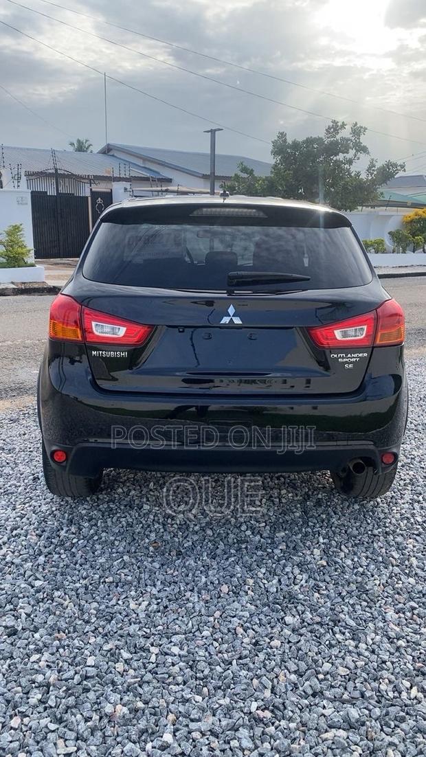 Mitsubishi Outlander Sport 2.0 ES 2016 Black