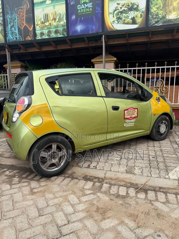 Chevrolet Spark 1LT 2013 Green