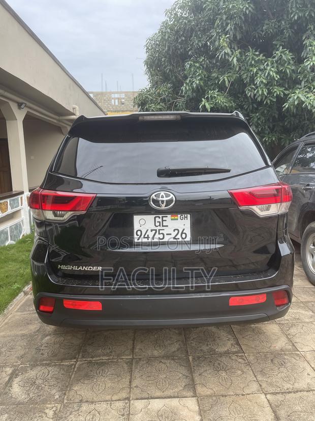 Toyota Highlander LE Plus 2019 Black