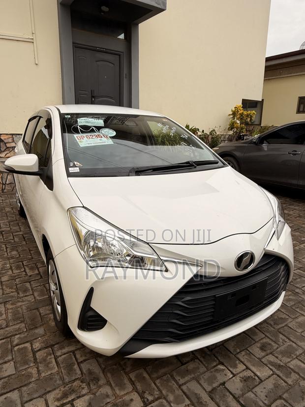 Toyota Vitz 1.0 FWD 3dr 2017 White