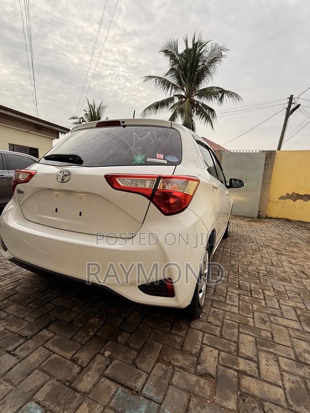 Toyota Vitz 1.0 FWD 3dr 2017 White