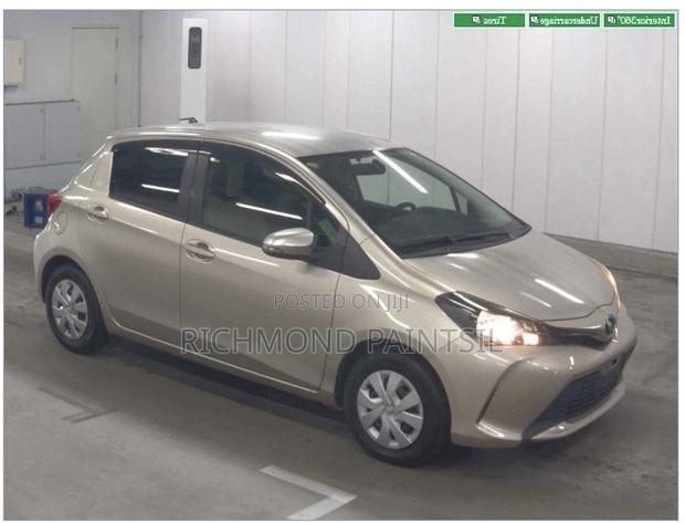 Toyota Vitz 1.3 FWD 5dr 2014 Gold