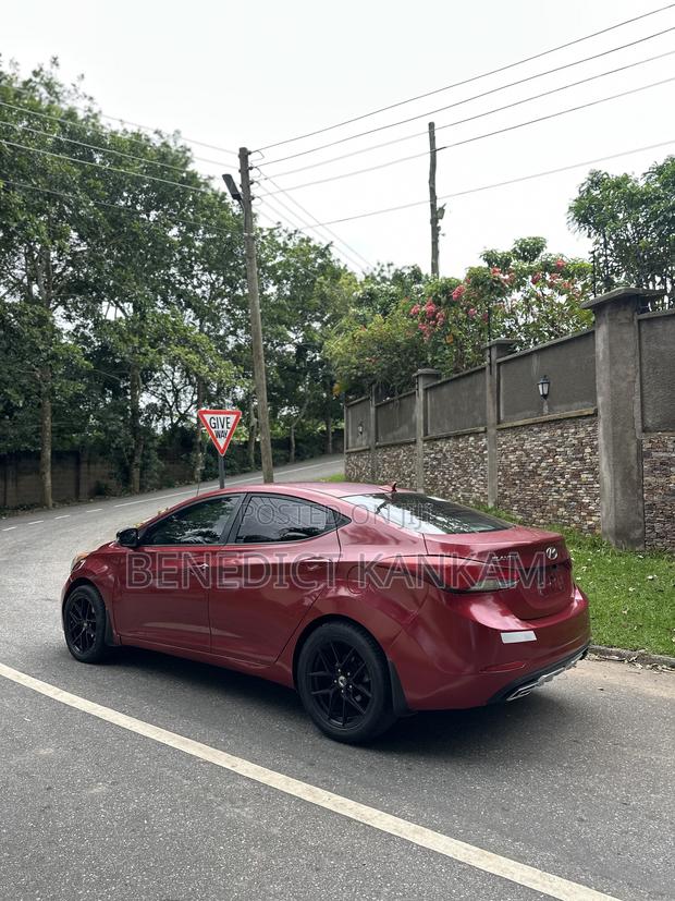 Hyundai Elantra SE 4dr Sedan (1.8L 4cyl 6A) 2015 Burgundy