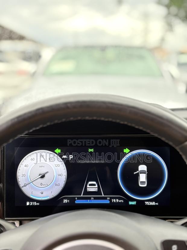 Hyundai Elantra SEL 2023 Black