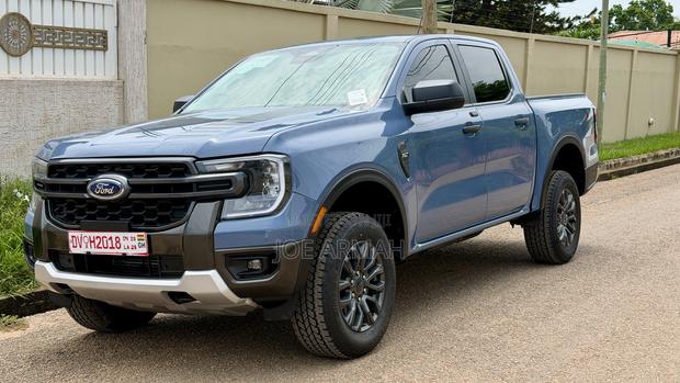 Ford Ranger XLT 4WD SuperCrew 5' Box 2025 Blue