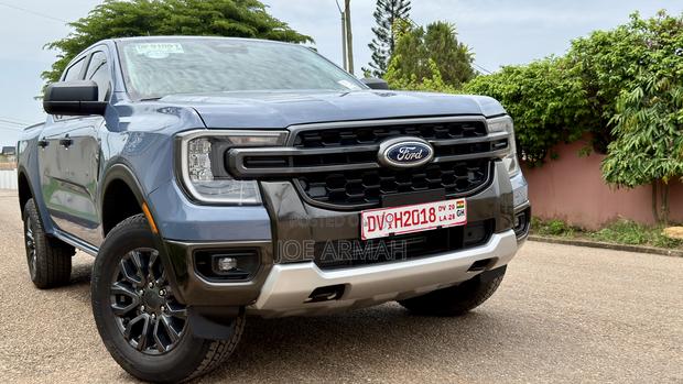 Ford Ranger XLT 4WD SuperCrew 5' Box 2025 Blue