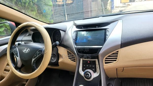 Hyundai Elantra Limited Sedan FWD (1.8L 4cyl 6A) 2013 Red