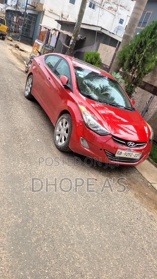 Hyundai Elantra Limited Sedan FWD (1.8L 4cyl 6A) 2013 Red