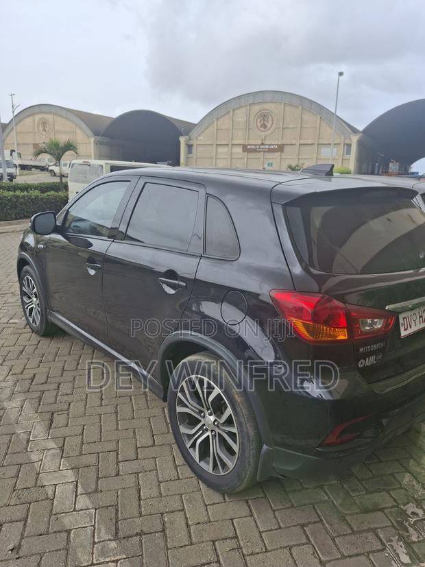 Mitsubishi Outlander Sport 2018 Black
