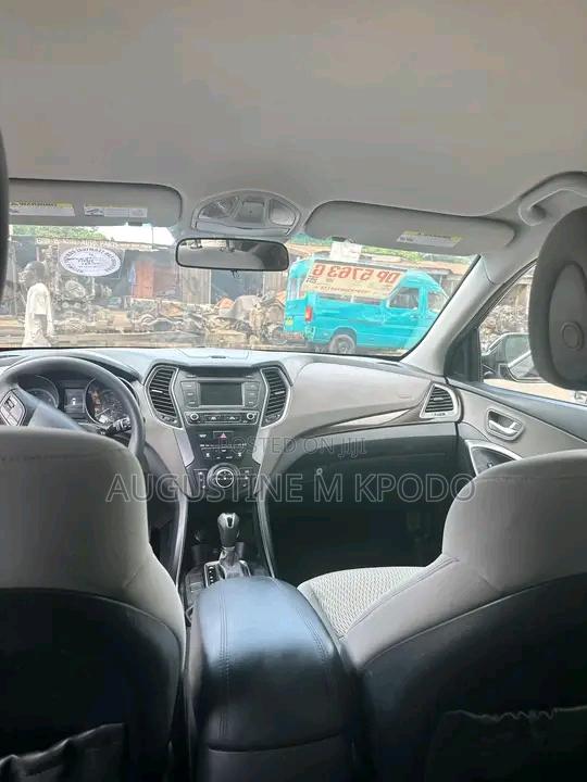Hyundai Santa Fe 2017 Black
