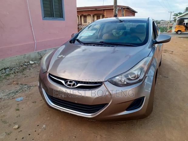 Hyundai Elantra Limited 4dr Sedan (1.8L 4cyl 6A) 2015 Gray
