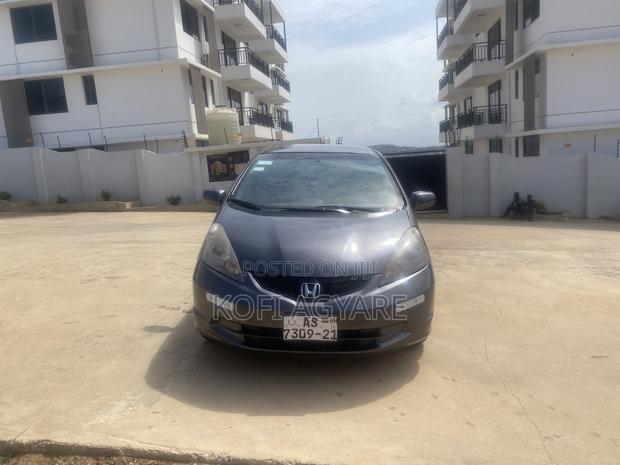 Honda Fit Automatic 2012 Gray