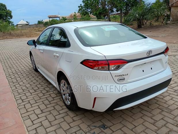 Toyota Corolla L 2020 White