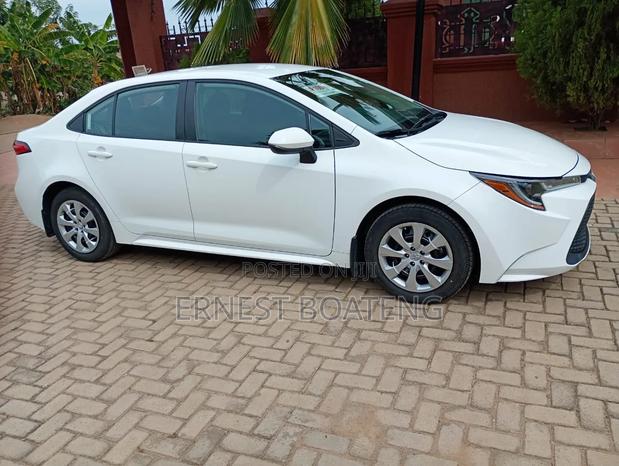 Toyota Corolla L 2020 White