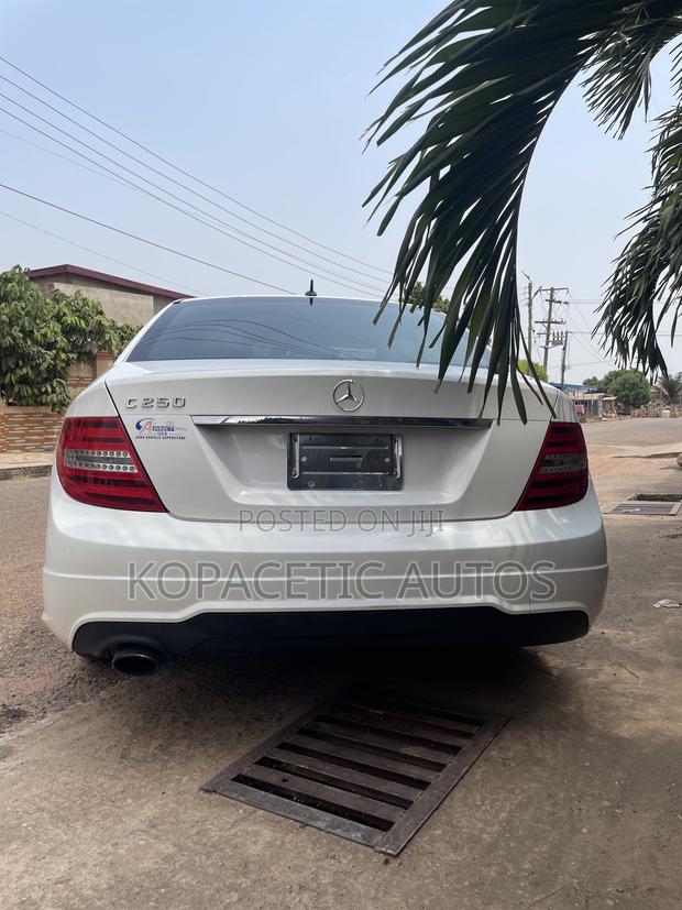 Mercedes-Benz C250 2014 White