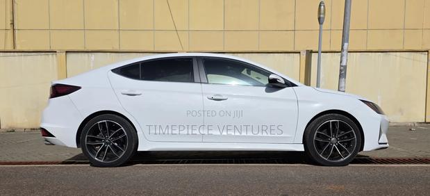 Hyundai Elantra Sport 2019 White