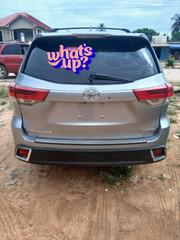 Toyota Highlander 2018 Silver for sale