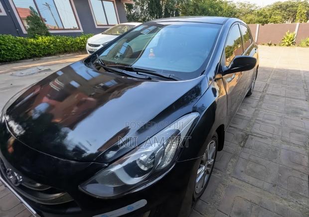 Hyundai Elantra GT 2013 Black