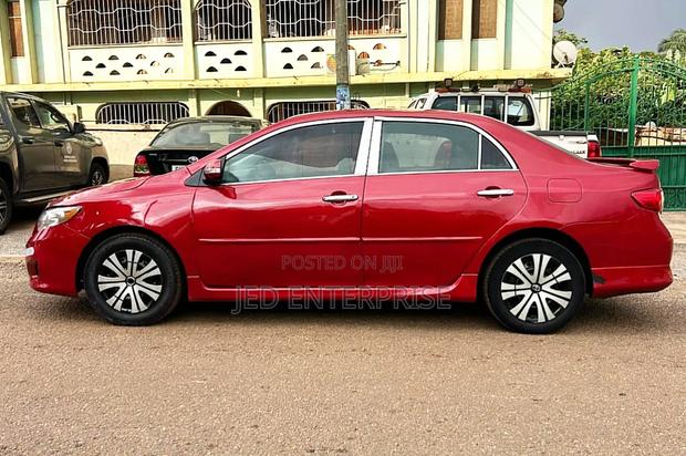 Toyota Corolla 2010 Red