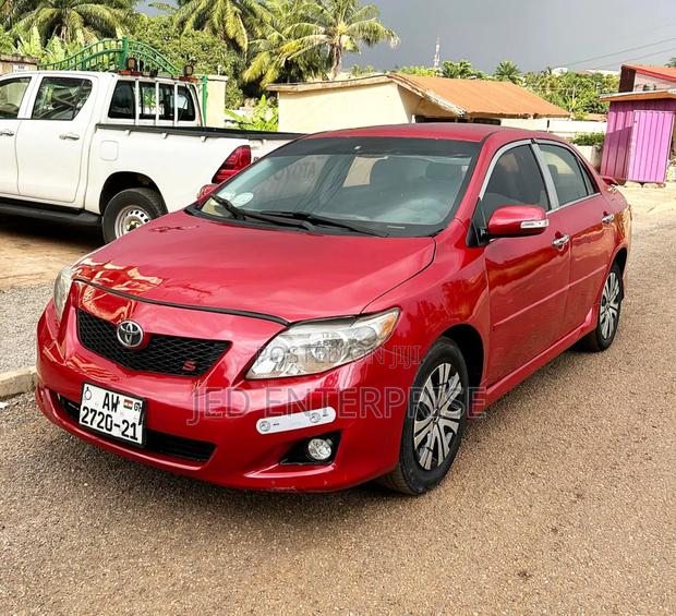 Toyota Corolla 2010 Red