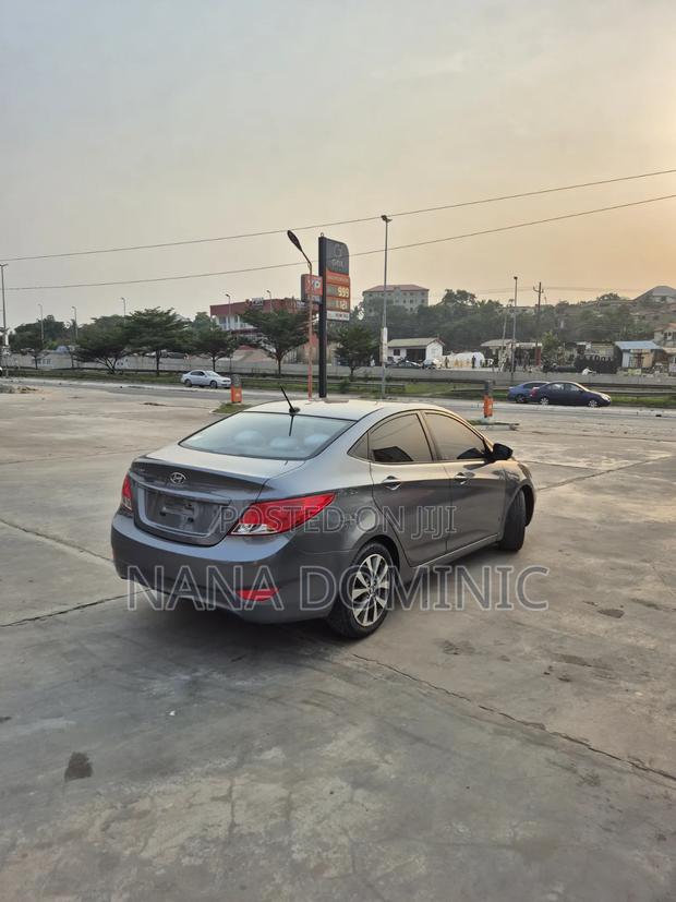 Hyundai Accent Sport 4dr Hatchback (1.6L 4cyl 6A) 2015 Gray