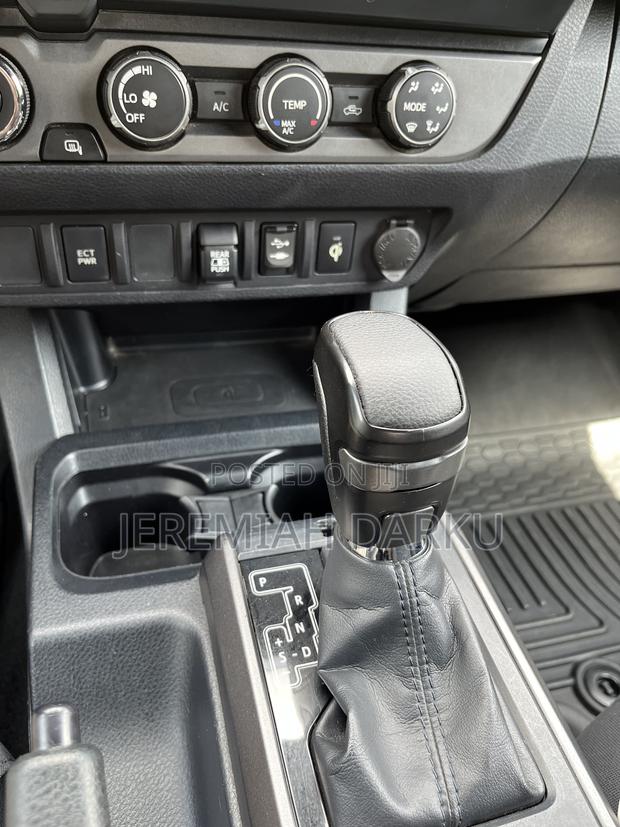 Toyota Tacoma TRD Sport 2019 Gray