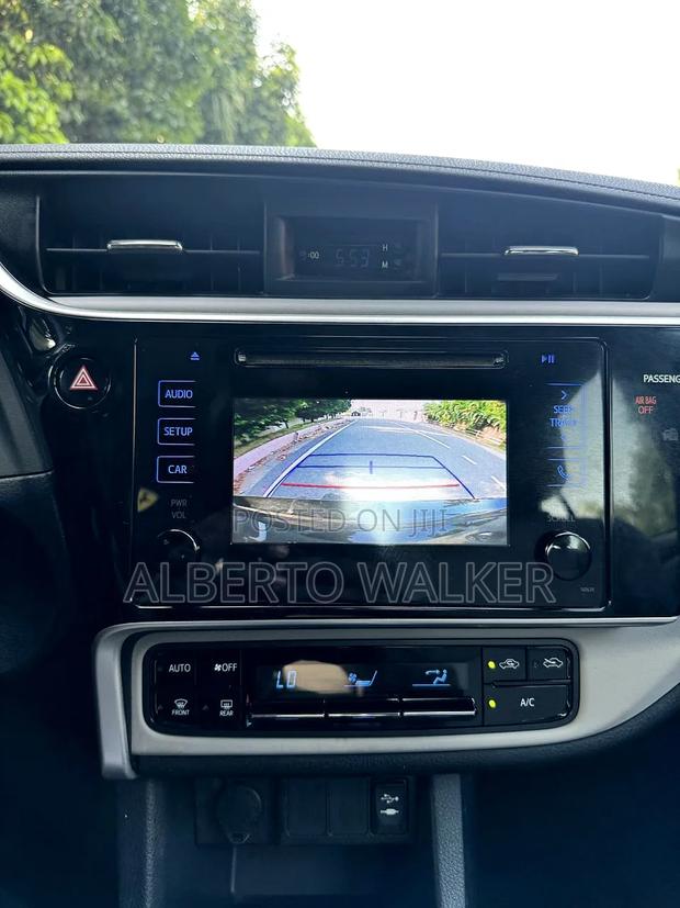 Toyota Corolla 2018 Black