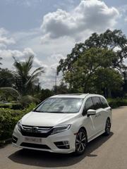 Honda Odyssey Elite 2019 Off white for sale