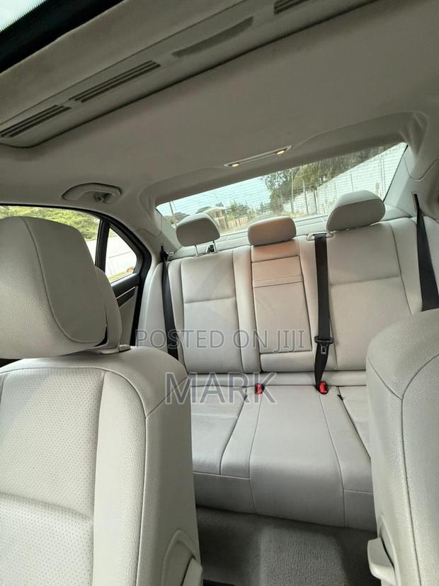 Mercedes-Benz C300 2013 Gray