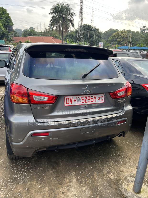 Mitsubishi Outlander Sport ES 2011 Gray