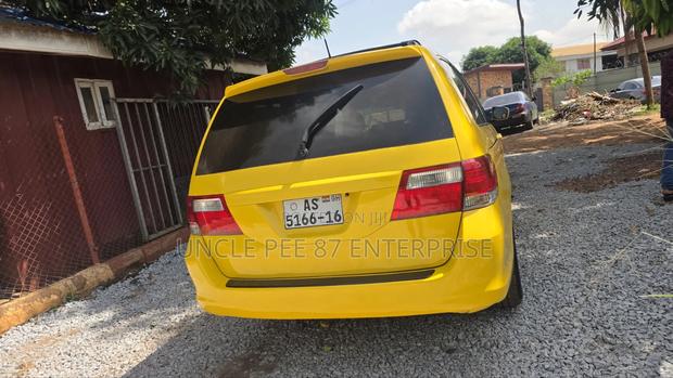 Honda Odyssey 2.4 4WD 2007 Yellow